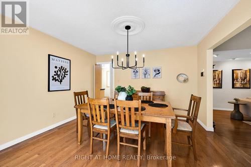 33 Walnut Drive, Guelph, ON - Indoor Photo Showing Dining Room