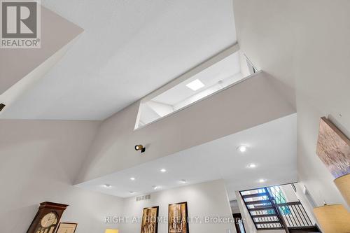 33 Walnut Drive, Guelph, ON - Indoor Photo Showing Other Room