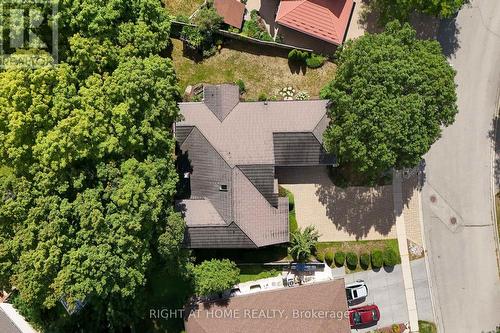 33 Walnut Drive, Guelph, ON - Outdoor