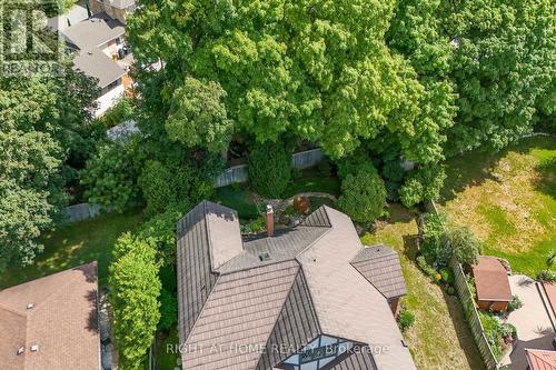 33 Walnut Drive, Guelph, ON - Outdoor