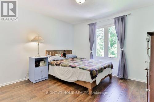 2932 Remea Court, Mississauga, ON - Indoor Photo Showing Bedroom