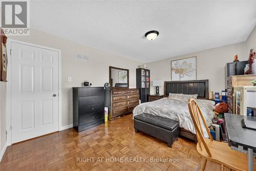 531 Wallenberg Crescent, Mississauga, ON - Indoor Photo Showing Bedroom