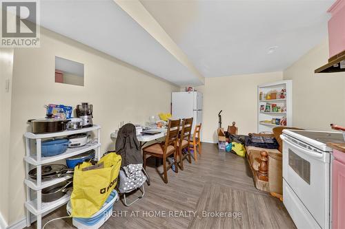 531 Wallenberg Crescent, Mississauga, ON - Indoor Photo Showing Kitchen