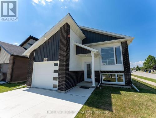 115 HOWARD ROAD  Chatham-Kent, ON N7M 0A4