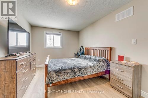 30 Brighton Road, Barrie, ON - Indoor Photo Showing Bedroom