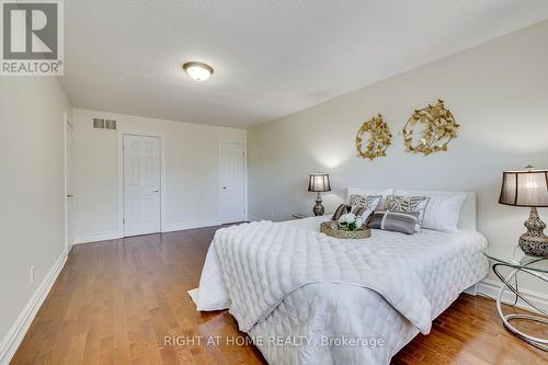 1025 Vanier Drive, Mississauga, ON - Indoor Photo Showing Bedroom