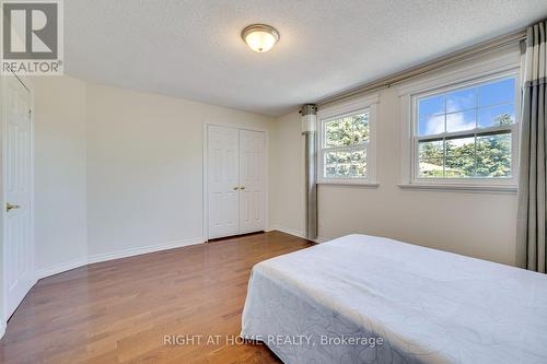 1025 Vanier Drive, Mississauga, ON - Indoor Photo Showing Bedroom