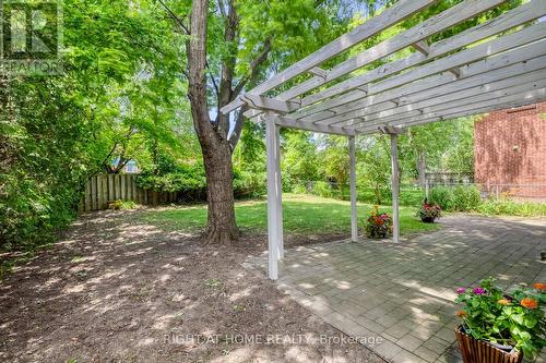 1025 Vanier Drive, Mississauga, ON - Outdoor