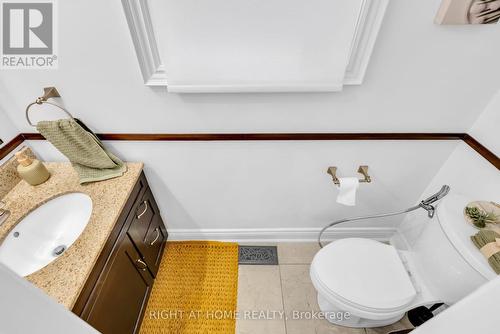4345 Romfield Crescent, Mississauga, ON - Indoor Photo Showing Bathroom