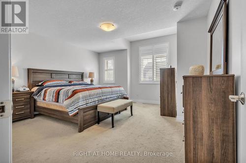 321 Carriage Way, Waterloo, ON - Indoor Photo Showing Bedroom