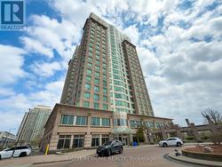 1008 - 8 LEE CENTRE DRIVE Toronto, ON M1H 3H8
