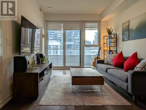609 - 15 LOWER JARVIS STREET  Toronto, ON M5E 0C4