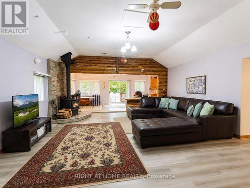 5470 PENETANGUISHENE ROAD , Springwater, Ontario L0L 1P0 2