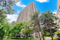 1104 - 40 HOMEWOOD AVENUE Toronto, ON M4Y 2K2