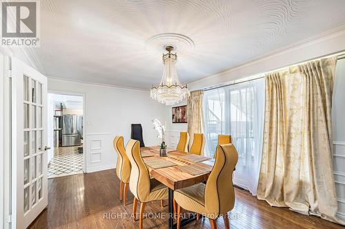 2123 Gordon Drive, Mississauga, ON - Indoor Photo Showing Dining Room