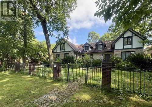 2123 Gordon Drive, Mississauga, ON - Outdoor