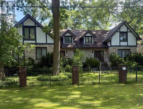 2123 Gordon Drive, Mississauga, ON - Outdoor With Facade