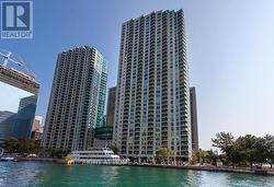 504 - 77 HARBOUR SQUARE Toronto, ON M5J 2S2