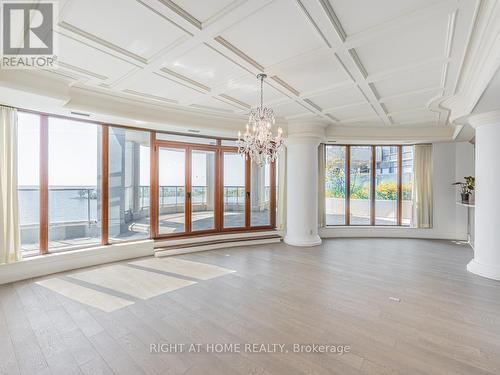 Lph19 - 2095 Lake Shore Boulevard W, Toronto, ON - Indoor Photo Showing Other Room