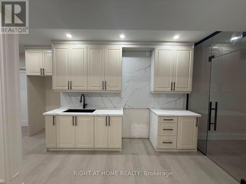 A - 2 Chesney Crescent, Vaughan, ON - Indoor