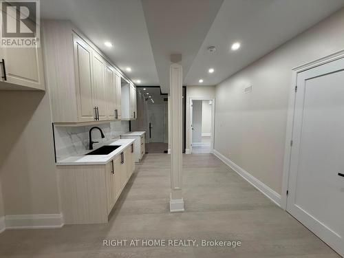 A - 2 Chesney Crescent, Vaughan, ON - Indoor Photo Showing Other Room
