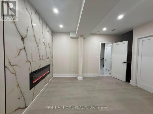A - 2 Chesney Crescent, Vaughan, ON - Indoor