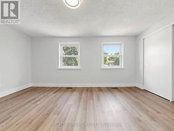 Primary bedroom - 