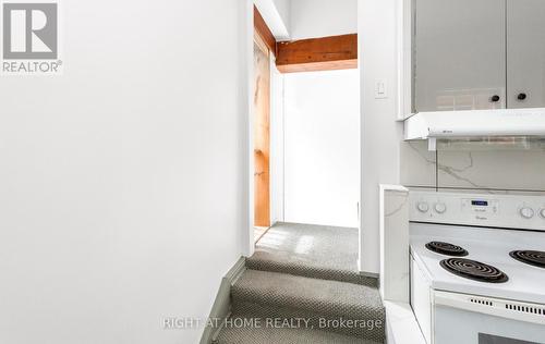 193 Madison Avenue S, Kitchener, ON - Indoor