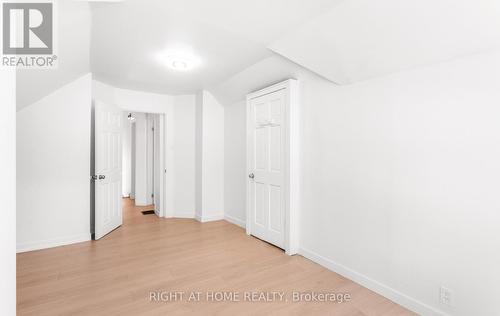 193 Madison Avenue S, Kitchener, ON - Indoor Photo Showing Other Room