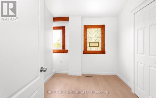 193 Madison Avenue S, Kitchener, ON - Indoor Photo Showing Other Room