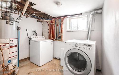 193 Madison Avenue S, Kitchener, ON - Indoor Photo Showing Laundry Room