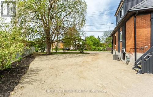 193 Madison Avenue S, Kitchener, ON - Outdoor