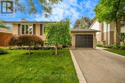 80 HEATHERDALE PLACE  Hamilton, ON L9C 6N9