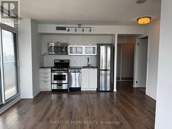 2008 - 68 ABELL STREET Toronto, ON M6J 0B1