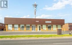 5277 CREEKBANK ROAD  Mississauga, ON L4W 1N3