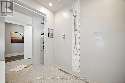 25260 Maple Beach Road, Brock, ON - Indoor