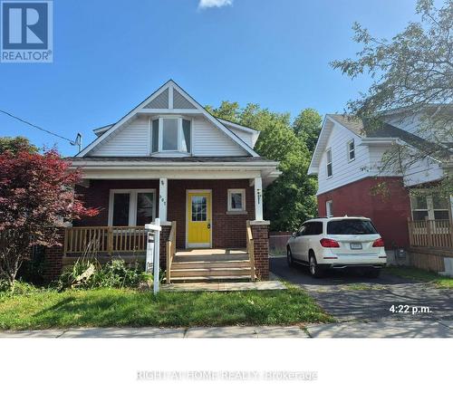 307 EULALIE AVENUE  Oshawa, ON L1H 2B6