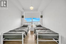 second bedroom - 