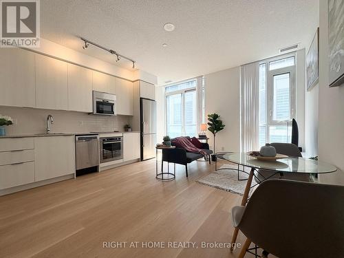 308 - 101 ERSKINE AVENUE  Toronto, ON M4P 0C5