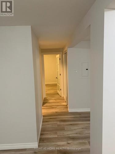 701 THE QUEENSWAY AVENUE , Toronto, Ontario M8Y 1L2 4