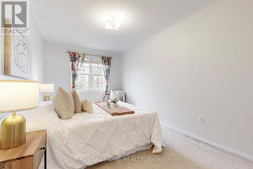 10 Pascoe Drive, Markham, ON - Indoor Photo Showing Bedroom