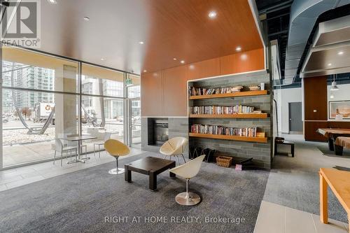 2107 - 10 Navy Wharf Court, Toronto, ON - Indoor