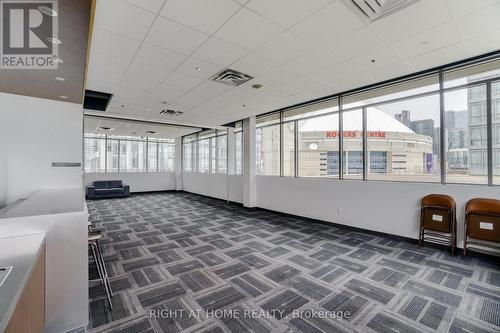 2107 - 10 Navy Wharf Court, Toronto, ON - Indoor Photo Showing Other Room