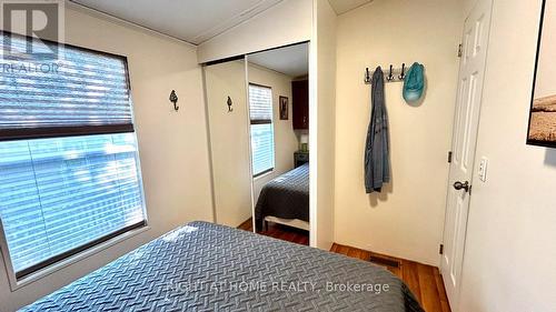 29 Maple Ridge - 1336 South Morrison Lake Road, Gravenhurst, ON - Indoor Photo Showing Bedroom