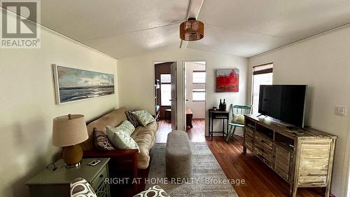 29 Maple Ridge - 1336 South Morrison Lake Road, Gravenhurst, ON - Indoor
