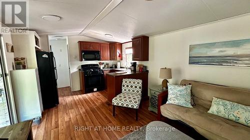 29 Maple Ridge - 1336 South Morrison Lake Road, Gravenhurst, ON - Indoor