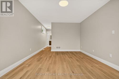 Primary Bedroom with Ensuite 5 piece bath - 279 Hess Street S, Hamilton, ON 