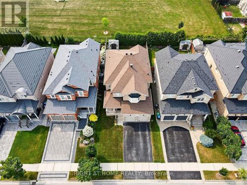7 MESSINA AVENUE  Brampton, ON L6Y 0M6