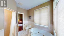4 piece ensuite bathroom - 