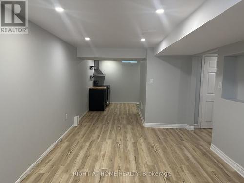 39 Distin Drive, Hamilton, ON - Indoor